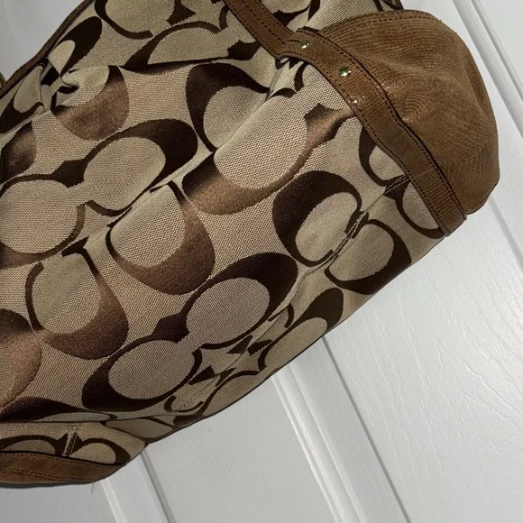 Coach Brown and Tan Signature Shoulder Bag - Picture 6 of 6